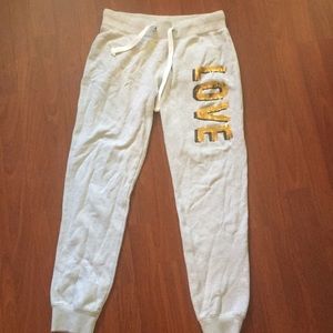 Maternity sweatpants